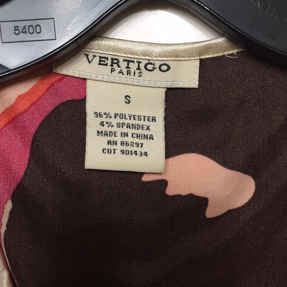 Vertigo Blouse - Picture 3 of 4